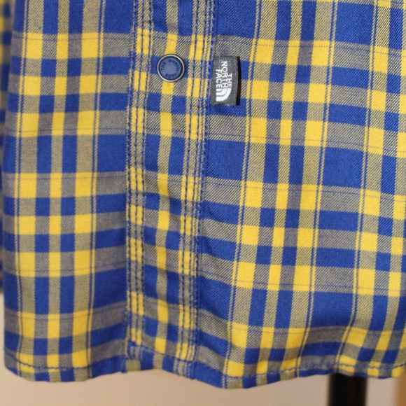 North Face, yellow & Blue plaid flannel snap buttons long sleeve shirt - Picture 4 of 10